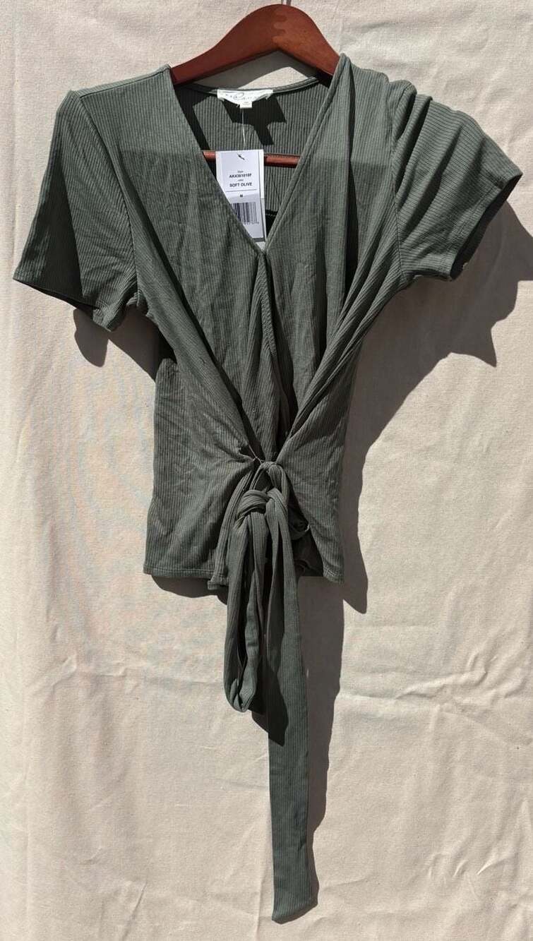 Brea Canyon Soft Olive Ribbed Wrap Top, Size M